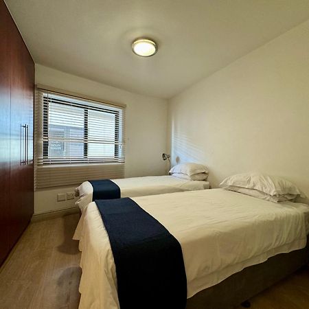 Loddey'S Self Catering Apartments - By Beach Collection Strand Kültér fotó