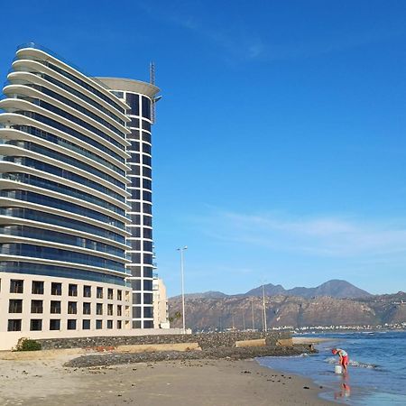 Loddey'S Self Catering Apartments - By Beach Collection Strand Kültér fotó