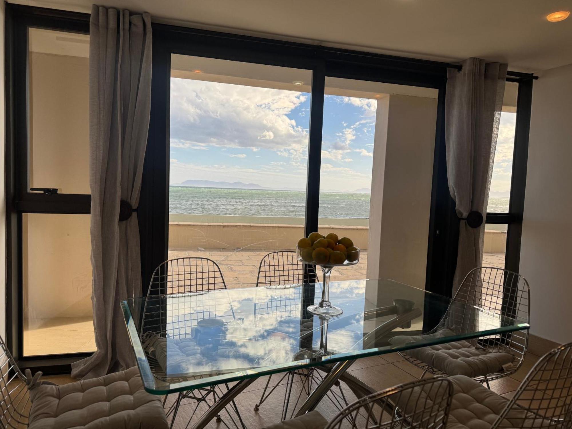 Loddey'S Self Catering Apartments - By Beach Collection Strand Kültér fotó
