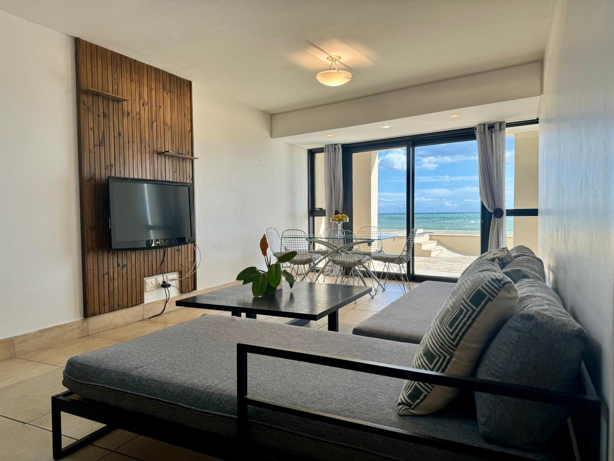 Loddey'S Self Catering Apartments - By Beach Collection Strand Kültér fotó